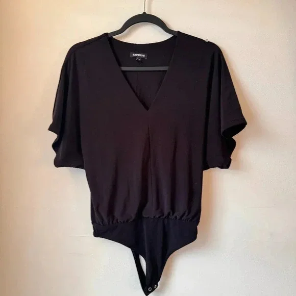 Express | Black V-Neck Flowy Dolman Sleeve Soft Stretchy Bodysuit - XS fits 4-6 - Picture 2 of 6
